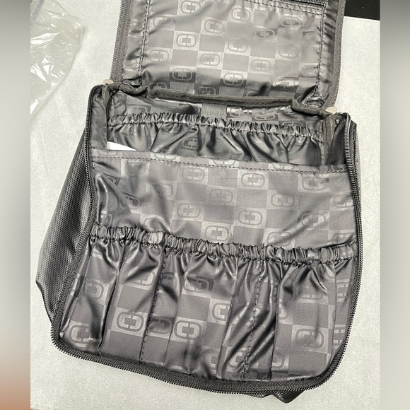 Cylance branded dopp kit toiletry bag - Picture 4 of 4